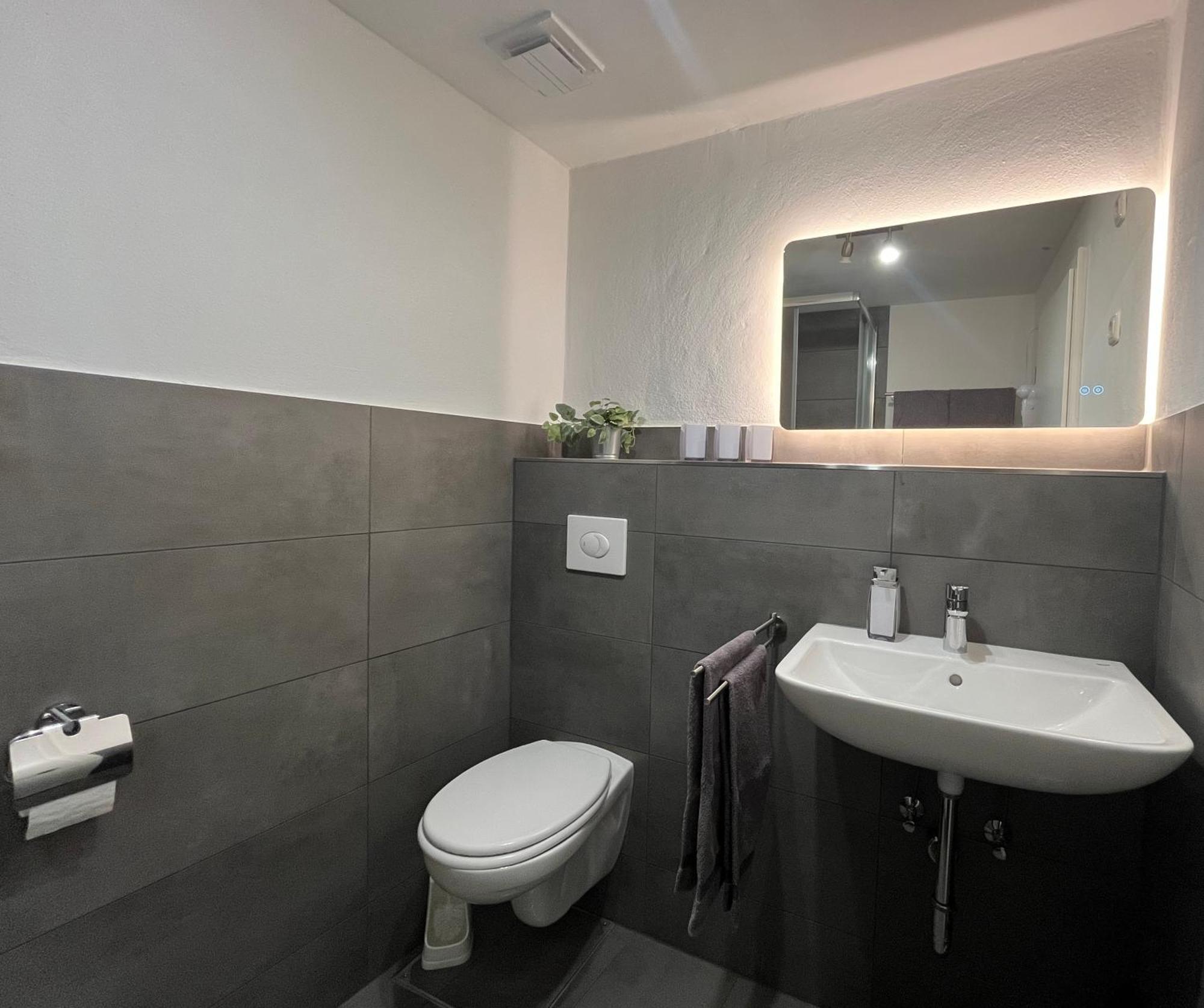 Ferienwohnungen Und Appartements - Haus Budinger Alf Εξωτερικό φωτογραφία